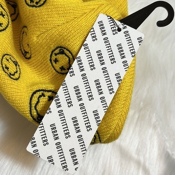 NWT Urban Outfitters Nirvana Streetwear Winter Beanie Hat - Picture 6 of 6